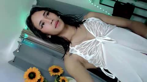hotgirl_krisxx online show from November 2025 03:23:01 AM