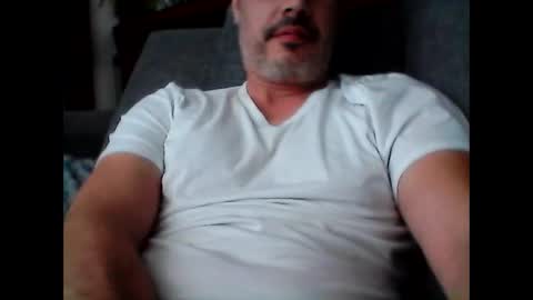 Canadian Cummer online show from December 2025 06:39:01 PM