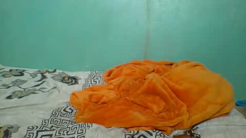 Queen online show from April 2026 08:04:02 AM