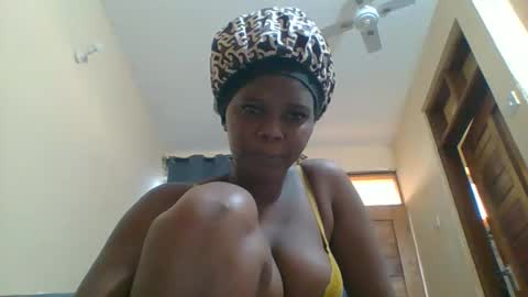 Snapshot of hotgodees chatting on May 2026 05:49:01 AM Queen online show from May 2026 05:49:01 AM