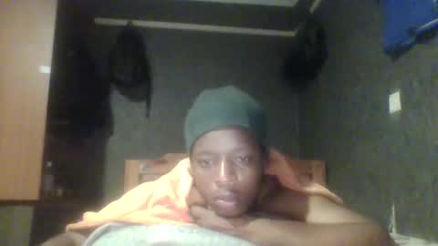 Snapshot of hotguyy001 chatting on February 2025 01:58:02 AM hotguyy001 online show from February 2025 01:58:02 AM