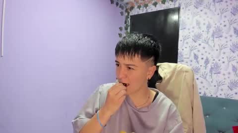 hannah online show from November 2025 01:59:01 AM