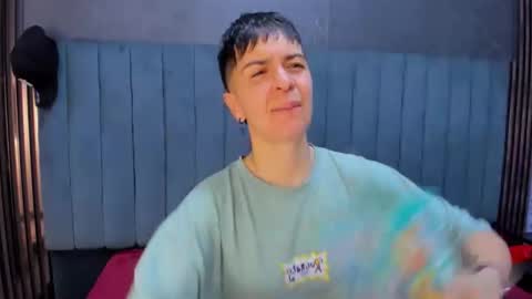 hannah online show from February 2026 02:30:01 AM