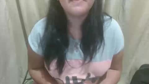 hotiemorenagurl18 online show from September 2025 06:02:02 AM