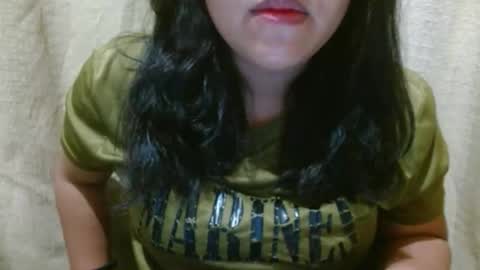 hotiemorenagurl18 online show from October 2025 02:16:01 PM