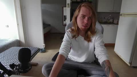 Snapshot of hotinhell666 chatting on December 2024 11:23:02 AM Hikikomori Alex online show from December 2024 11:23:02 AM