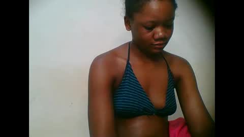 Snapshot of hotjeylee chatting on November 2025 01:33:02 AM LOYCE online show from November 2025 01:33:02 AM