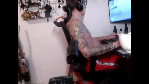 Snapshot of hotkinkytat chatting on February 2025 10:20:02 PM hotkinkytat online show from February 2025 10:20:02 PM