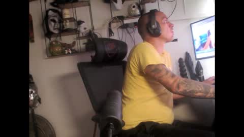 Snapshot of hotkinkytat chatting on September 2025 12:10:01 PM hotkinkytat online show from September 2025 12:10:01 PM