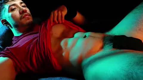 Hotlatinking online show from October 2025 07:43:01 PM