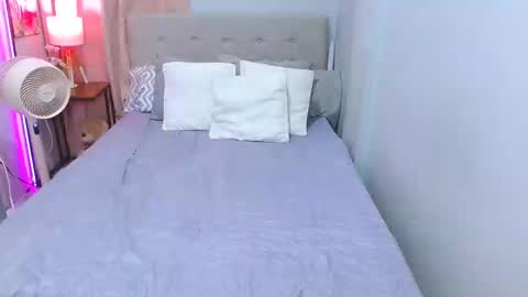 Layla online show from January 2025 08:45:02 AM