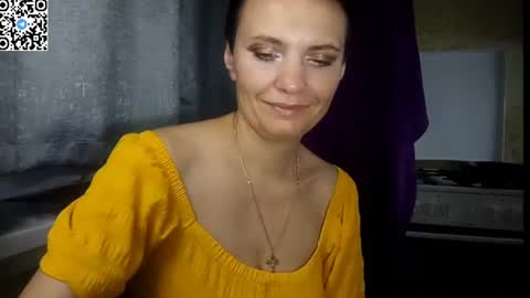 Snapshot of hotmamaqueen234 chatting on June 2026 12:39:01 AM hotmamaqueen234 online show from June 2026 12:39:01 AM