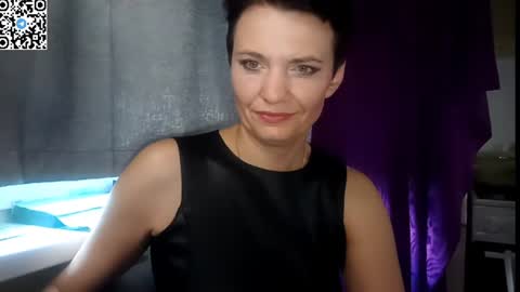 Snapshot of hotmamaqueen234 chatting on July 2026 11:15:01 AM hotmamaqueen234 online show from July 2026 11:15:01 AM