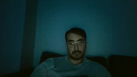 hotman_40_ online show from November 2025 08:33:02 PM