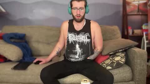 Jared online show from November 2025 07:00:02 AM