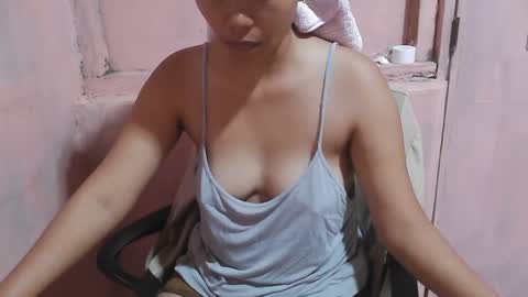 Snapshot of hotpink4u04 chatting on January 2025 09:15:01 AM hotpink4u04 online show from January 2025 09:15:01 AM