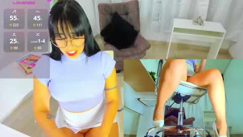 Snapshot of hotsecretary2 chatting on October 2025 01:58:01 PM hotsecretary2 online show from October 2025 01:58:01 PM