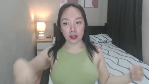 Snapshot of hotseductivests chatting on November 2025 06:07:02 PM ZOE online show from November 2025 06:07:02 PM