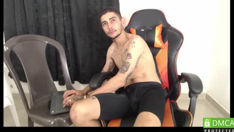 Snapshot of hotsteel420 chatting on September 2025 03:39:02 AM hotsteel420 online show from September 2025 03:39:02 AM