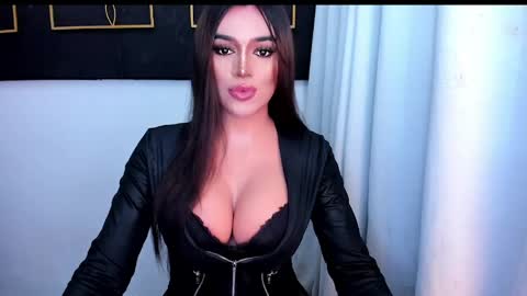 Snapshot of hotstellacumxxx chatting on April 2026 06:44:02 PM STELLA online show from April 2026 06:44:02 PM