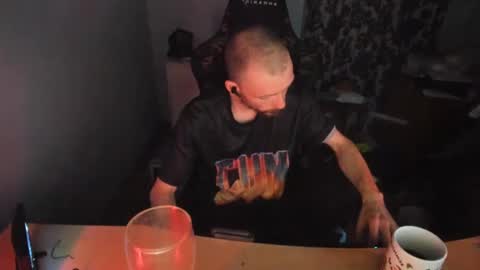 hot online show from March 2025 06:30:01 PM