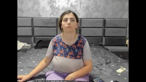 Snapshot of hottalicia2 chatting on January 2025 05:05:01 PM hottalicia2 online show from January 2025 05:05:01 PM