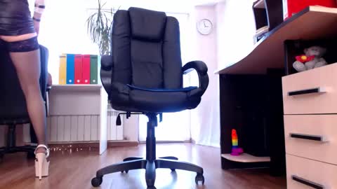 Snapshot of hottdoll611 chatting on October 2025 11:58:02 AM CassieAndDonald online show from October 2025 11:58:02 AM