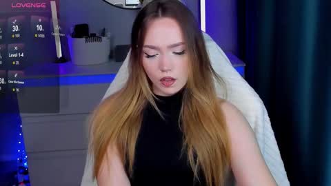 Snapshot of hottease_pvt chatting on September 2025 02:32:01 PM hello Im Eva online show from September 2025 02:32:01 PM