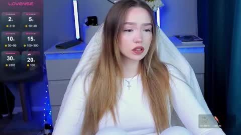 Snapshot of hottease_pvt chatting on October 2025 02:23:02 PM hello Im Eva online show from October 2025 02:23:02 PM