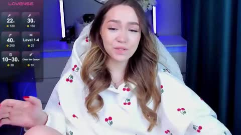 Snapshot of hottease_pvt chatting on November 2025 09:53:01 AM hello Im Eva online show from November 2025 09:53:01 AM