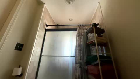 Hottgodess online show from December 2025 03:17:02 PM