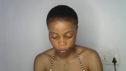 hottie baddie14 online show from April 2026 12:00:01 AM