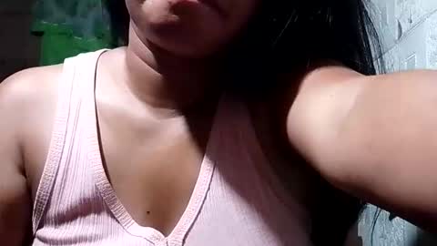 Snapshot of hottie_mama2022 chatting on May 2026 08:51:01 PM Lyn online show from May 2026 08:51:01 PM