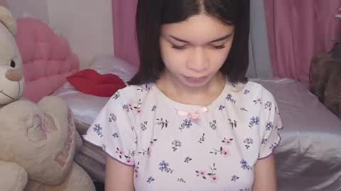 Snapshot of hottie_rhaffa chatting on April 2026 06:20:01 PM Terra online show from April 2026 06:20:01 PM