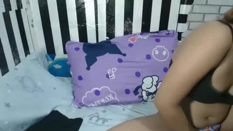 yhanna online show from February 2026 06:11:01 PM