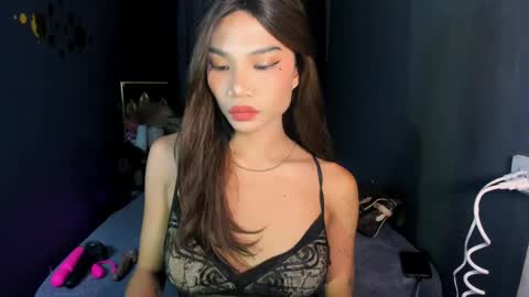 Hi i am Jane half vietnamese and half pinay and would like to meet good person here XOXO online show from May 2026 03:28:01 PM