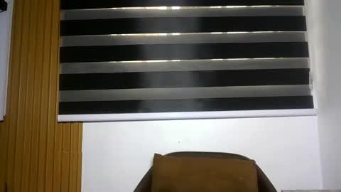 hotty_lora889 online show from November 2025 10:36:01 AM