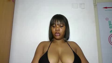 hotty_lora889 online show from February 2026 10:08:02 AM