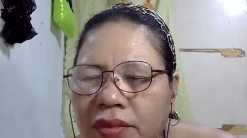 Snapshot of hottycrissy4u chatting on June 2026 07:04:02 PM hottycrissy4u online show from June 2026 07:04:02 PM