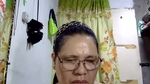 Snapshot of hottycrissy4u chatting on June 2026 05:35:02 AM hottycrissy4u online show from June 2026 05:35:02 AM