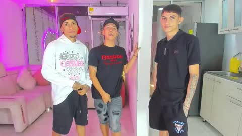 Snapshot of houseofwarrios chatting on November 2025 05:41:02 AM we are Harry Jersi pablo and our mod talco online show from November 2025 05:41:02 AM