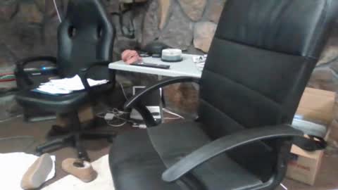 Snapshot of houstonbored chatting on December 2024 01:37:02 AM houstonbored online show from December 2024 01:37:02 AM