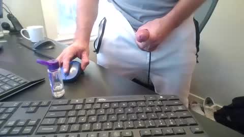 Snapshot of hoverday chatting on October 2025 02:25:02 PM hoverday online show from October 2025 02:25:02 PM