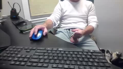 Snapshot of hoverday chatting on October 2025 02:42:02 AM hoverday online show from October 2025 02:42:02 AM