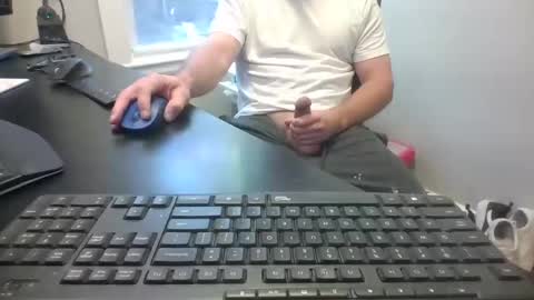 Snapshot of hoverday chatting on October 2025 12:50:01 PM hoverday online show from October 2025 12:50:01 PM