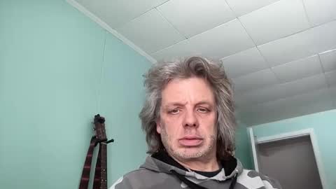 howlingatnothing online show from February 2026 06:59:02 PM