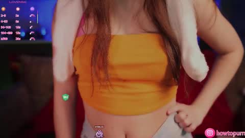 Mia online show from November 2025 05:46:01 PM