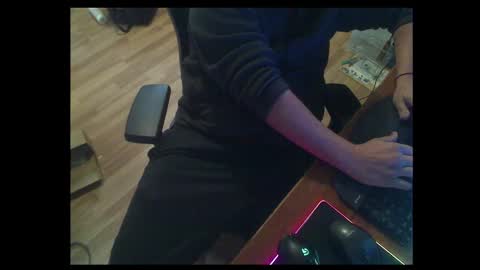 Snapshot of hrnyinutah chatting on October 2025 03:49:01 PM hrnyinutah online show from October 2025 03:49:01 PM