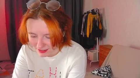 Snapshot of hua_lian chatting on February 2025 06:45:01 PM Alice online show from February 2025 06:45:01 PM