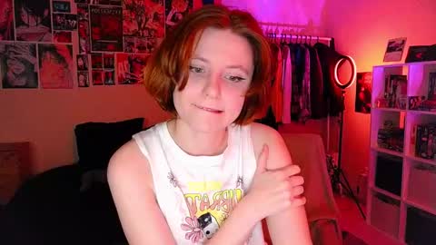 Snapshot of hua_lian chatting on February 2026 03:05:02 PM Alice online show from February 2026 03:05:02 PM